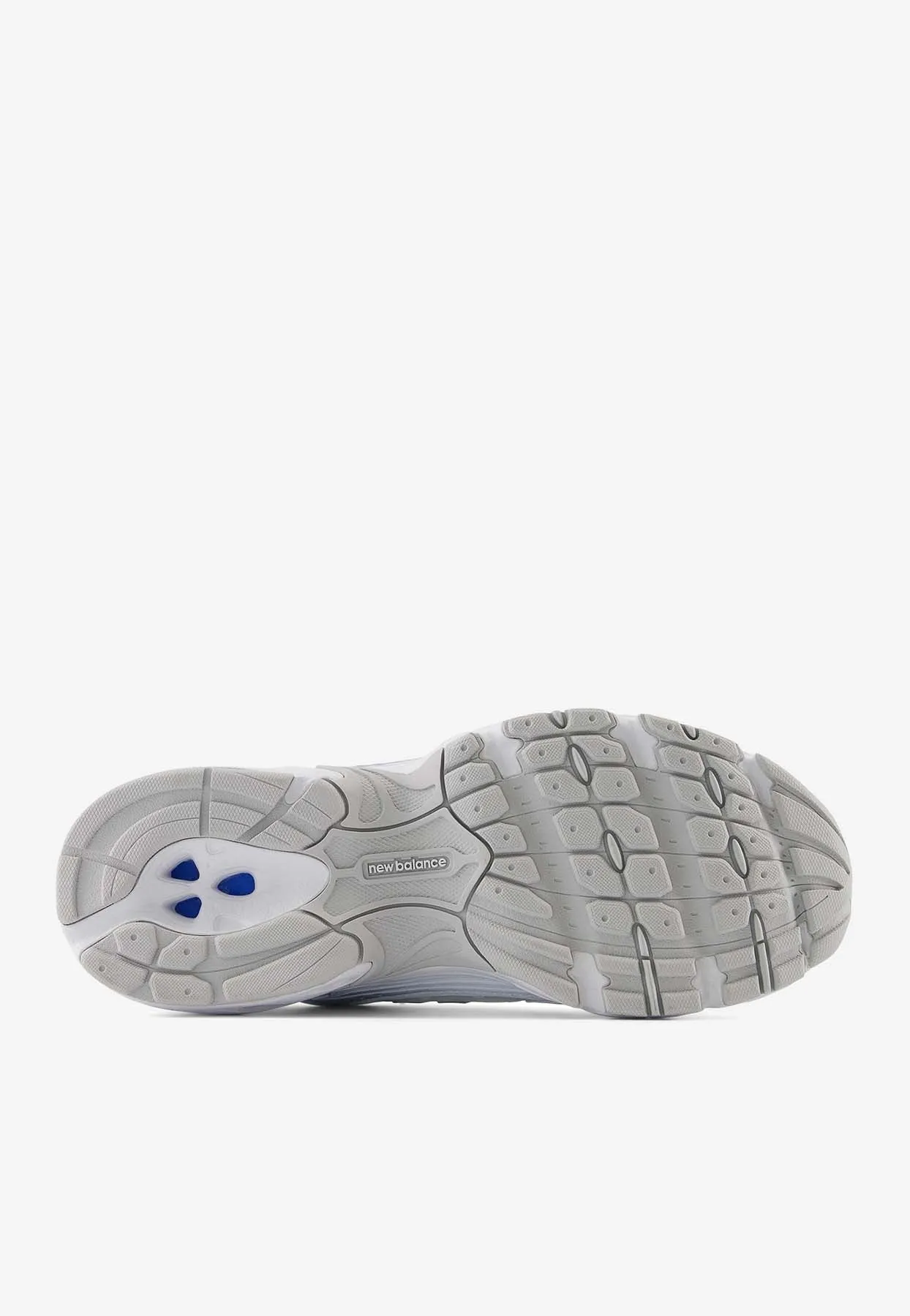 530 Low-Top Sneakers in White with Silver Metallic