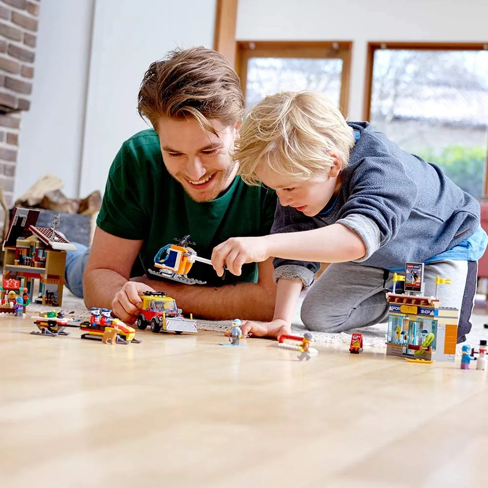 60203 LEGO® City Town Ski Resort