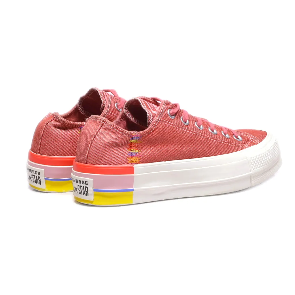 Converse Low-Top Sneakers Fabric Red Colour For Women
