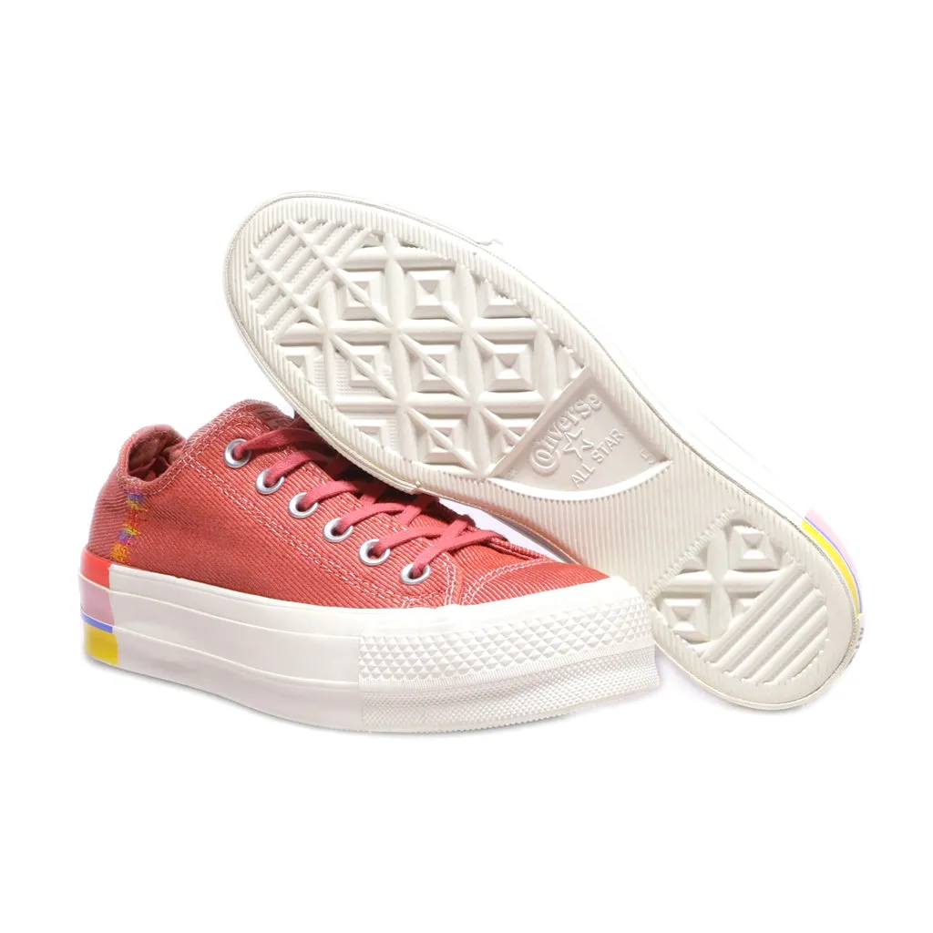 Converse Low-Top Sneakers Fabric Red Colour For Women