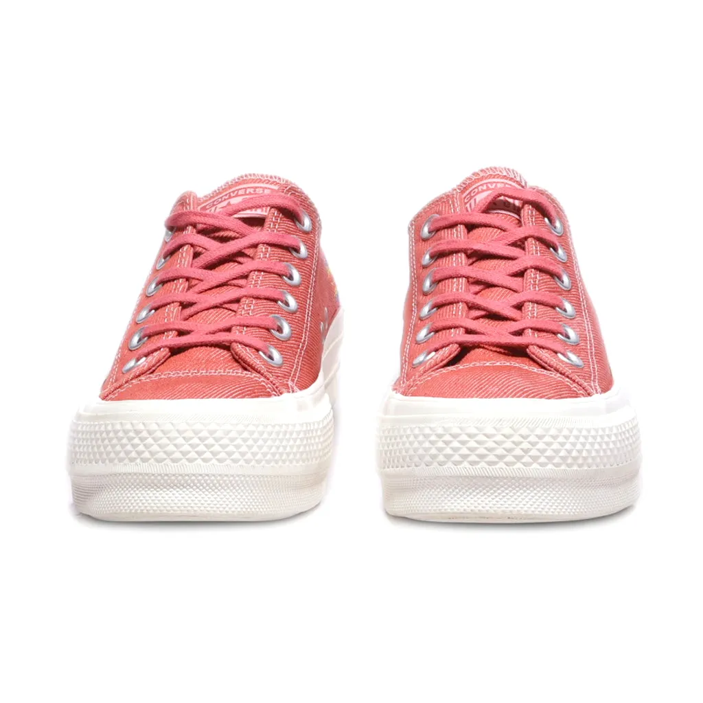 Converse Low-Top Sneakers Fabric Red Colour For Women