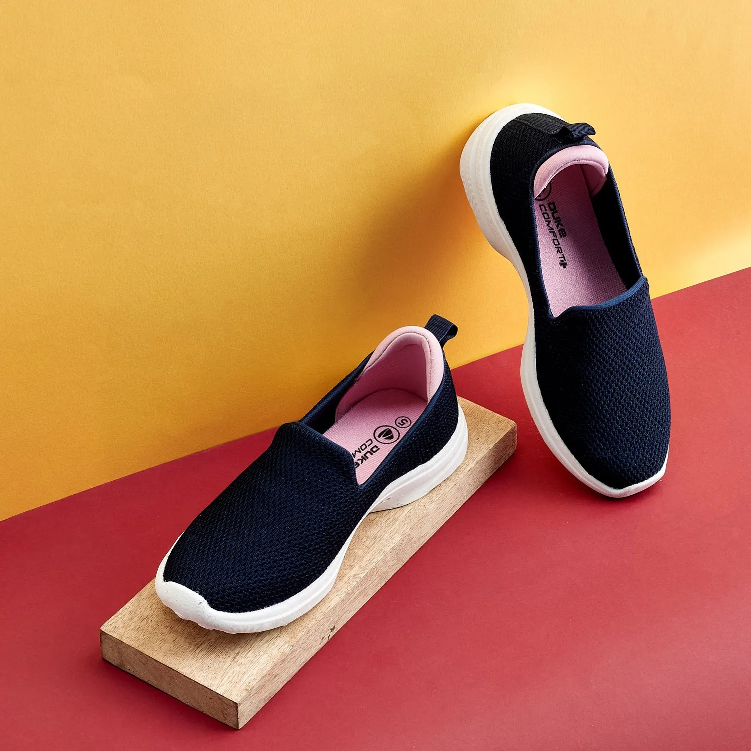 Duke Women Sports Shoes (XFOL1520)