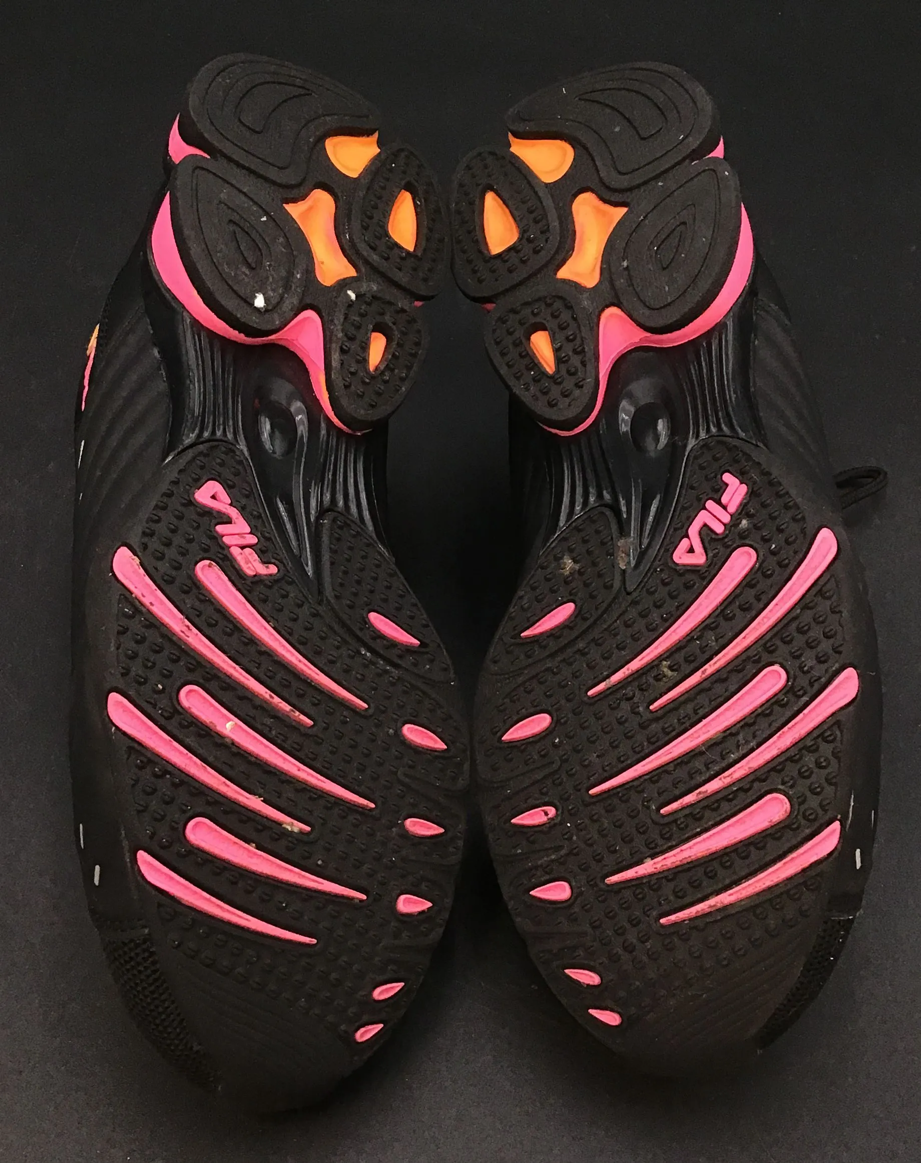 Fila Women's Black Sonic Fuel Re-Energized Pink Athletic Shoes - Size 9