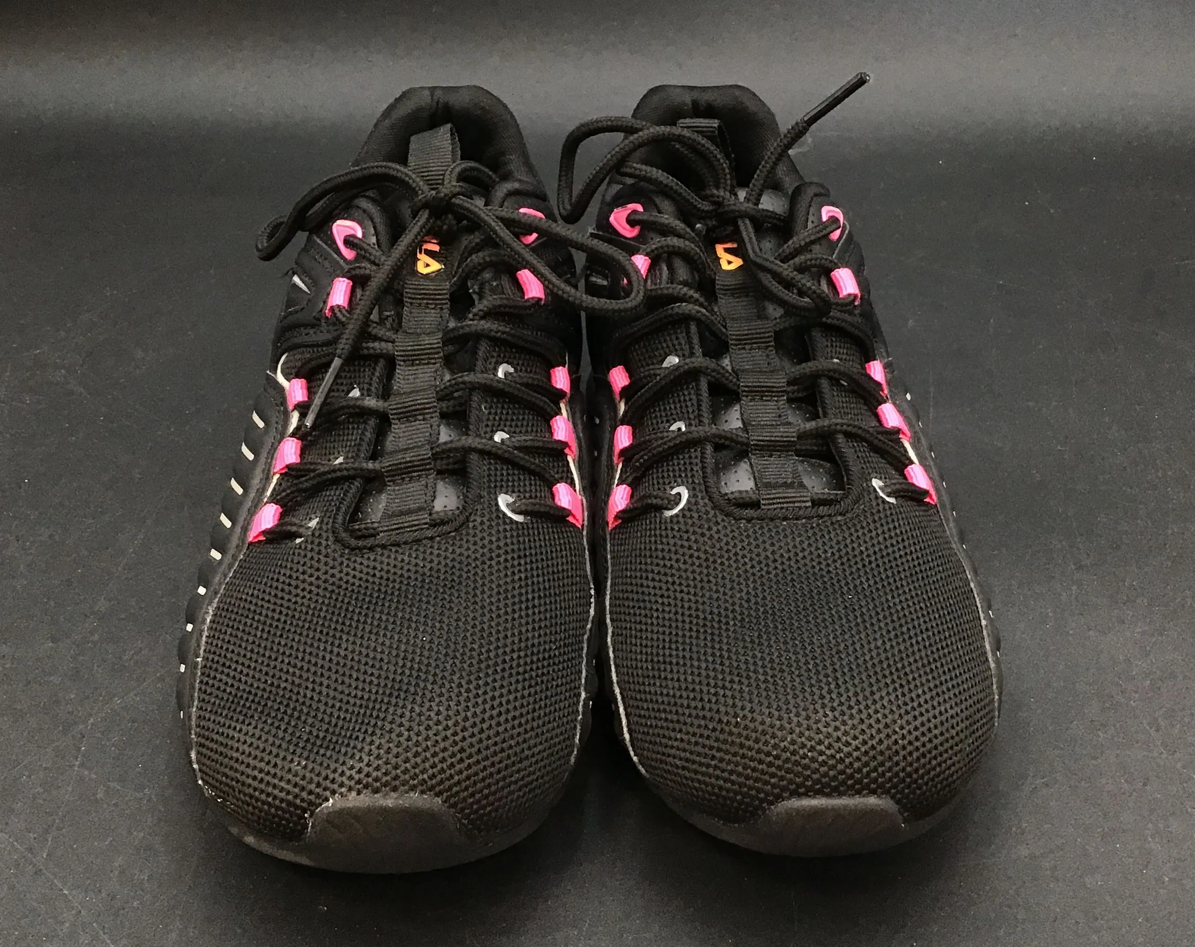 Fila Women's Black Sonic Fuel Re-Energized Pink Athletic Shoes - Size 9