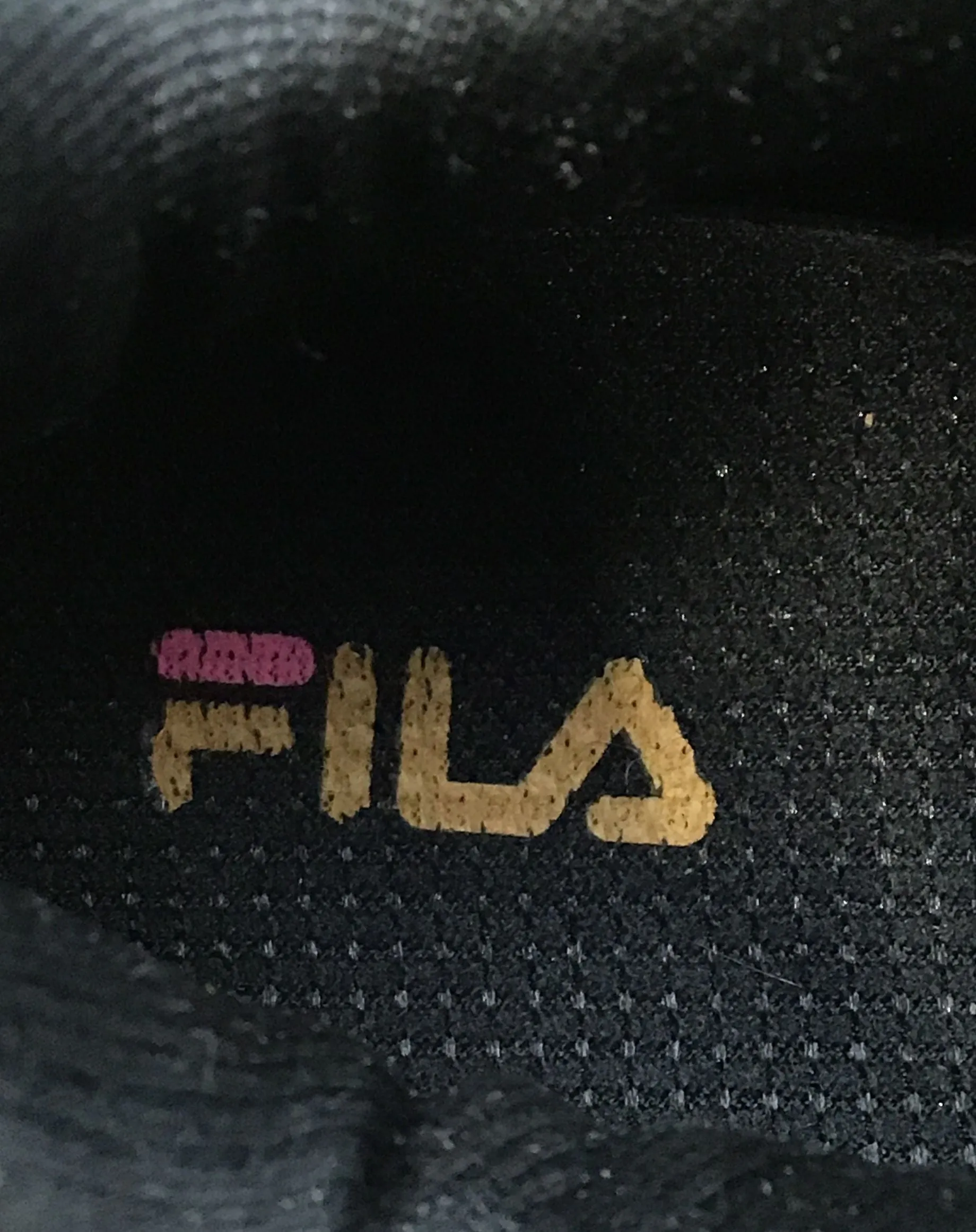 Fila Women's Black Sonic Fuel Re-Energized Pink Athletic Shoes - Size 9