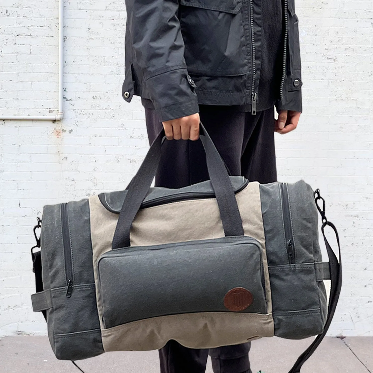 Mona B Canvas Extra Large Travel/Gym/Sports Duffel Bag: Delta