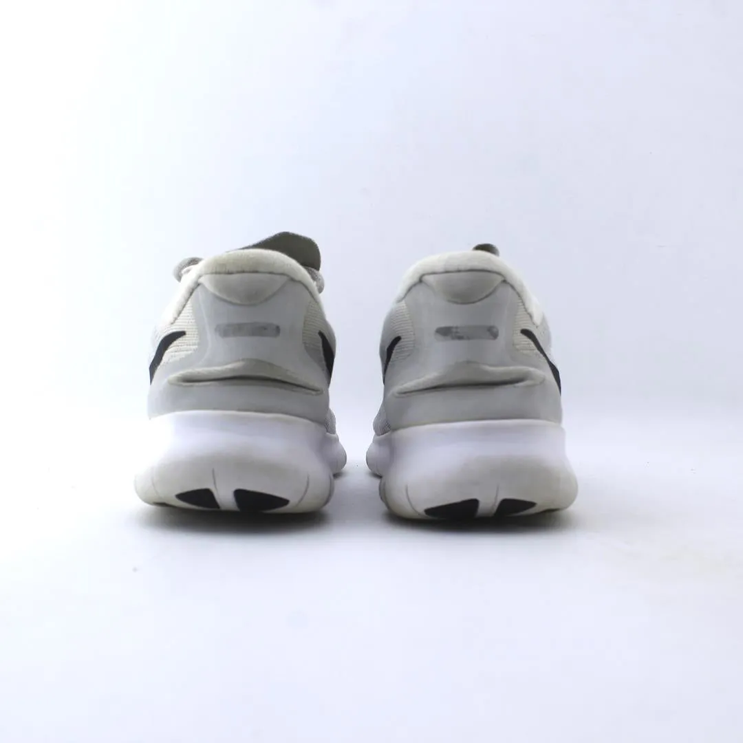 NIKE FREE RA