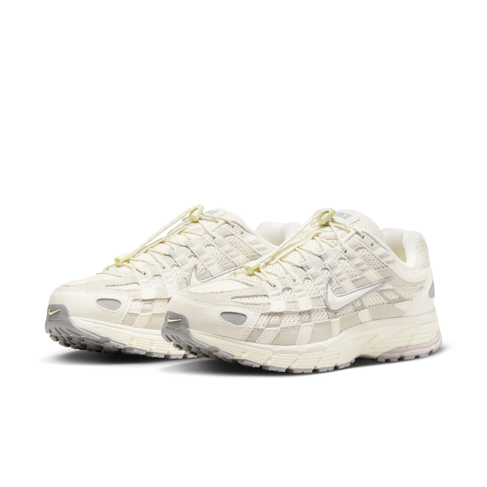 Nike - W P-6000