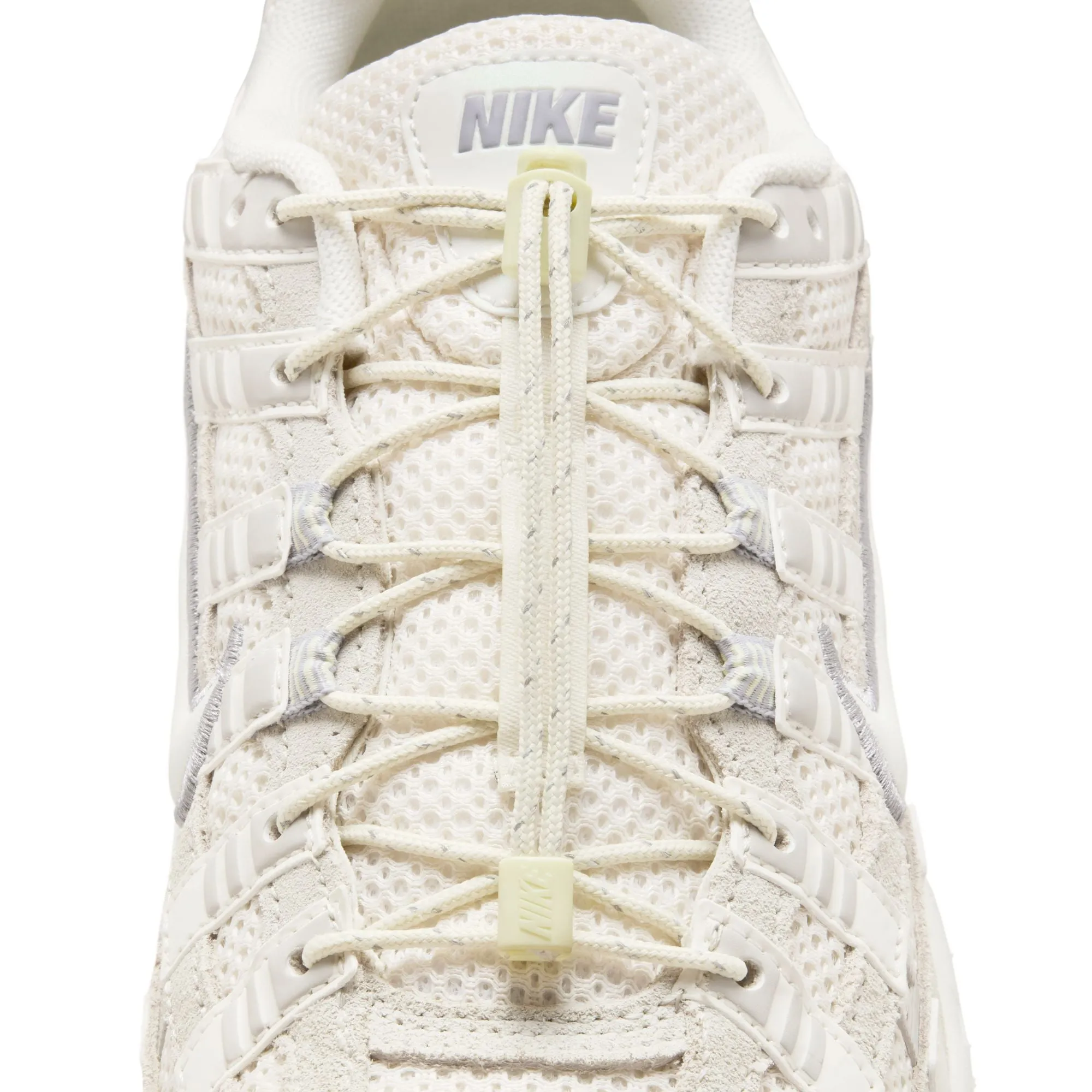Nike - W P-6000