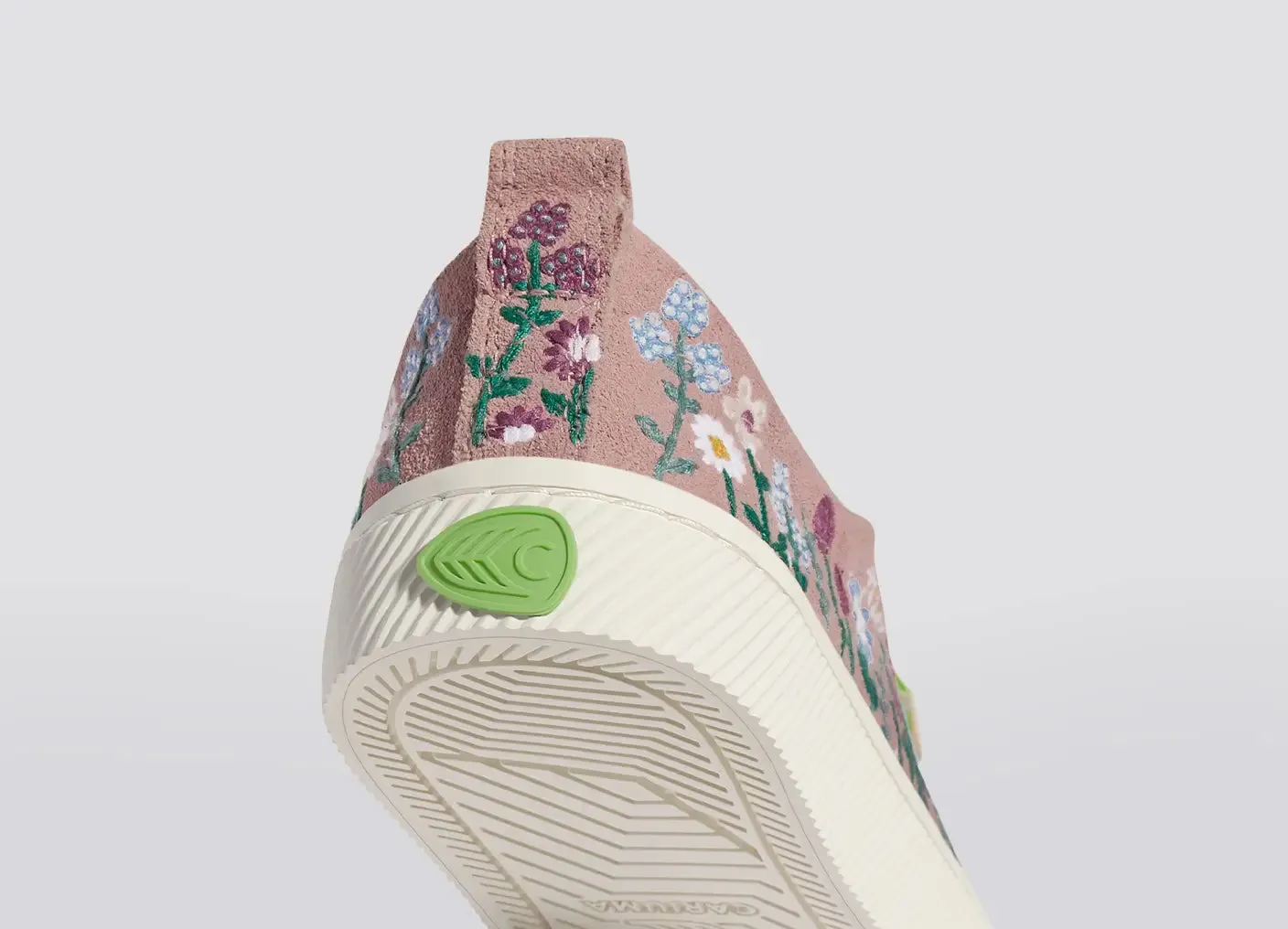OCA Low Rose Embroidered Flowers Suede Sneaker