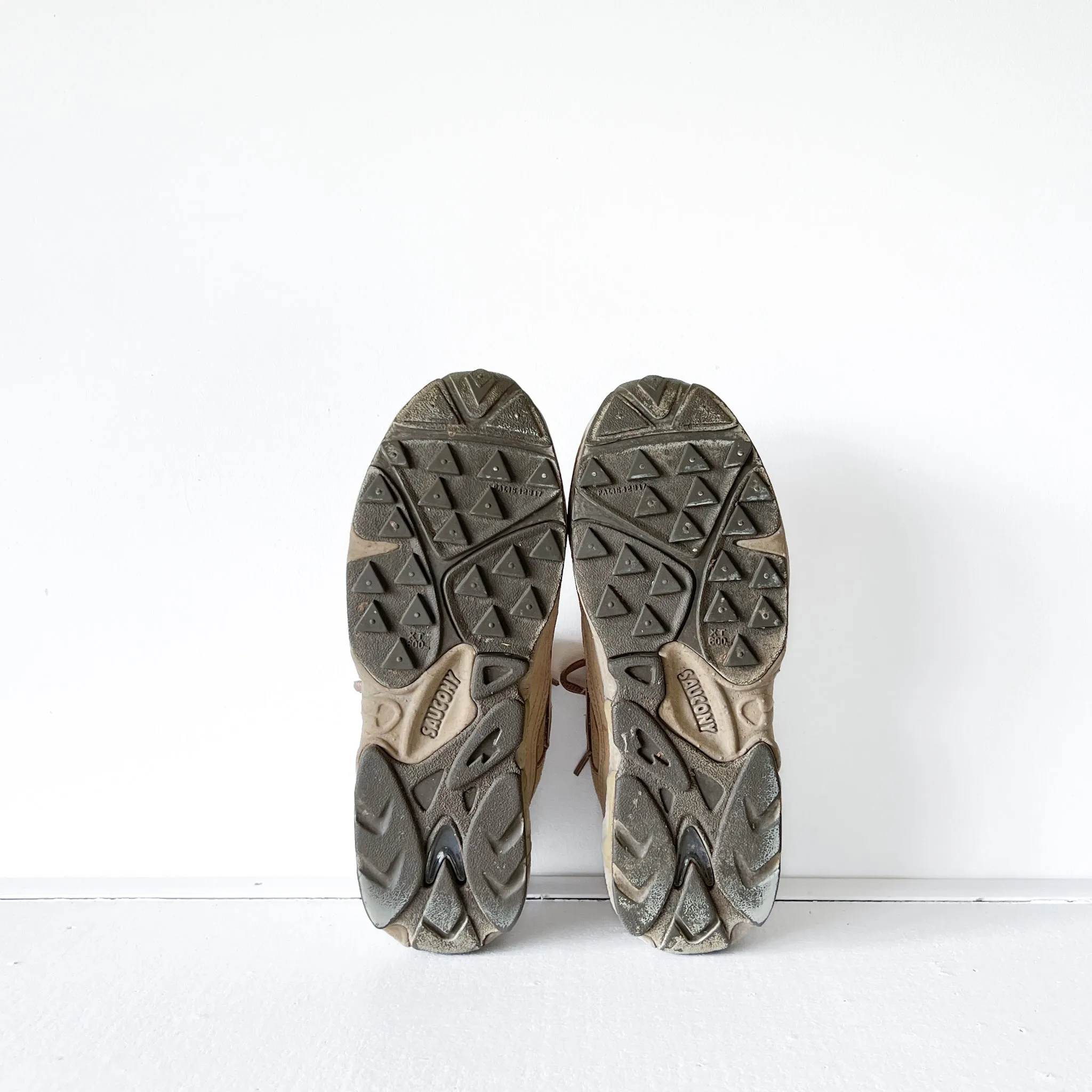 Saucony "Grid" Chunky Leather Sneaker in Tan/Brown