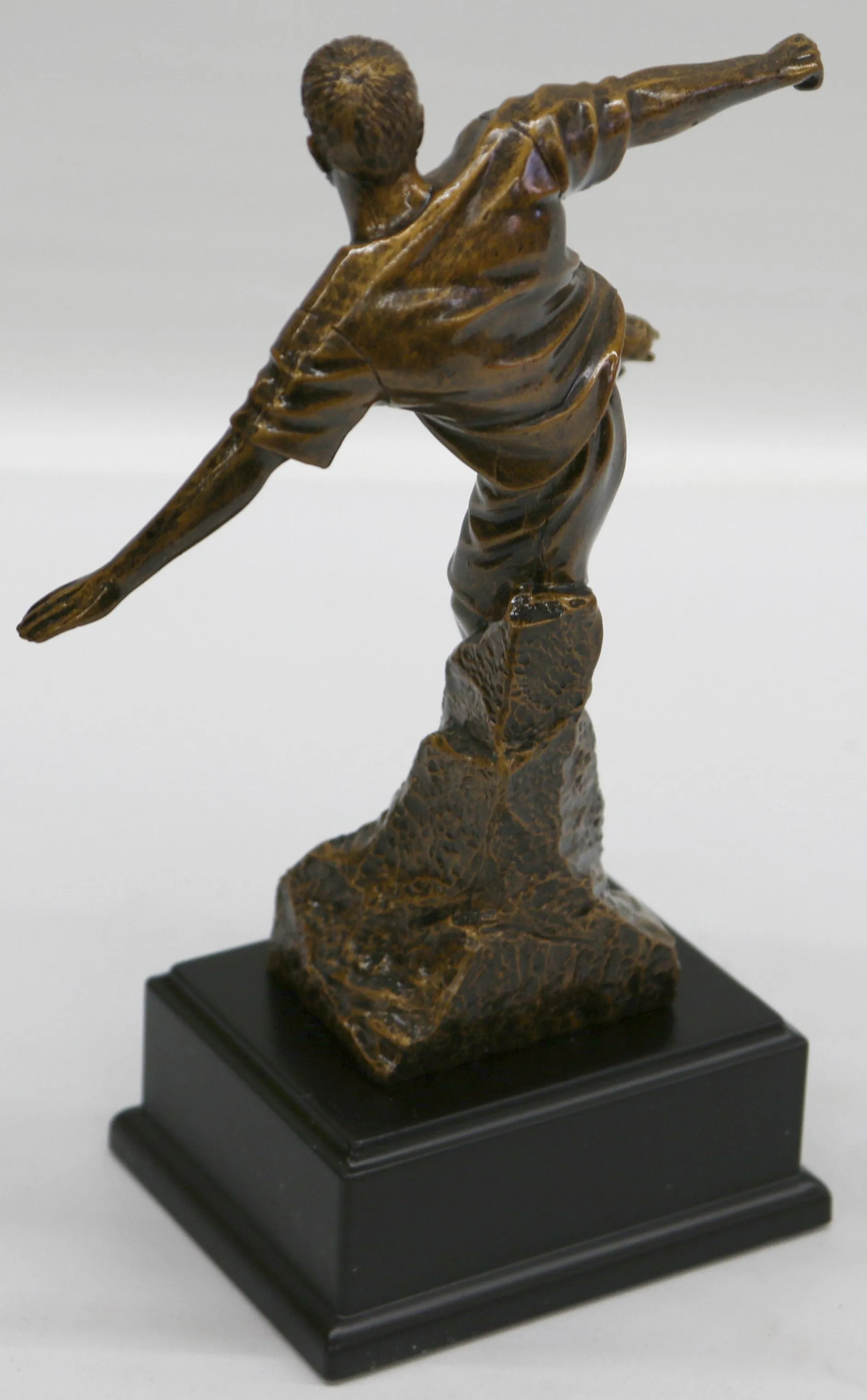 Sport Memorabilia Bronze Covered Male Soccer Player Hand Made Sculpture Figurine